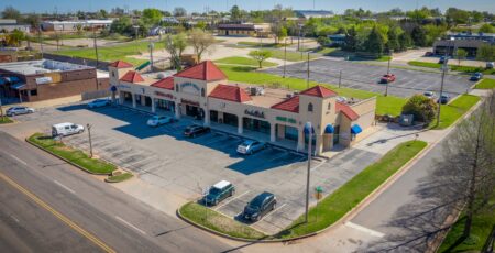 Nichols Hills Shoppes